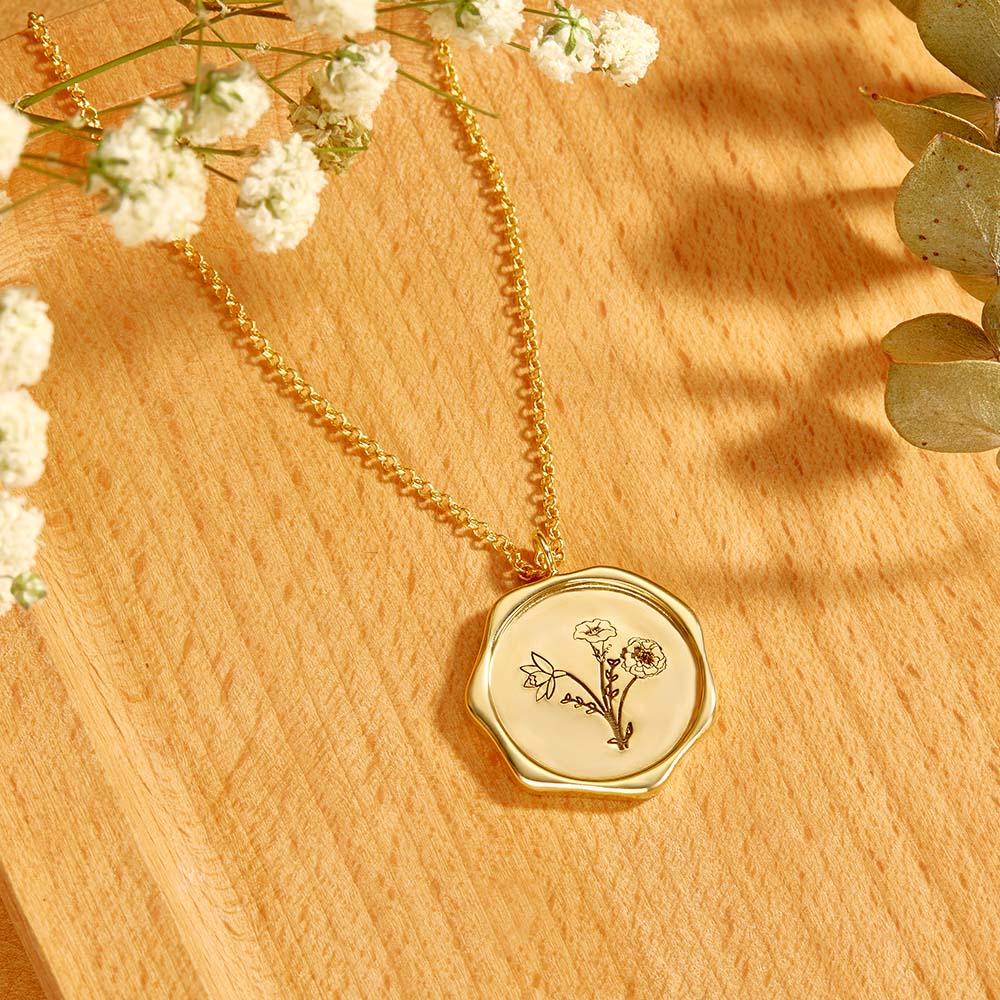 Custom Text Necklace with 3 Birth Flower Personalized Bouquet Flower Necklace Gift for Mom