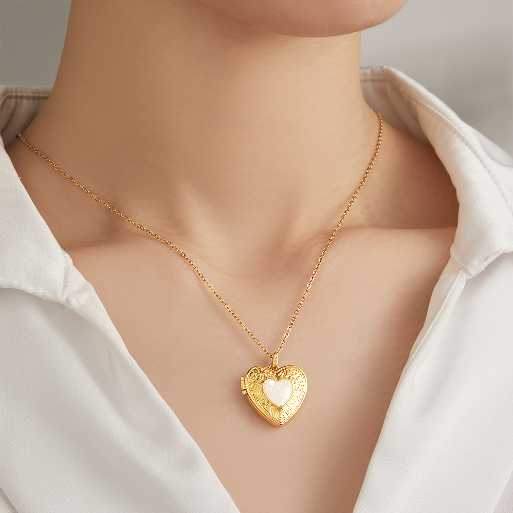 Custom Photo Openable Necklace Trendsetting Love Heart Box Pendant For Women