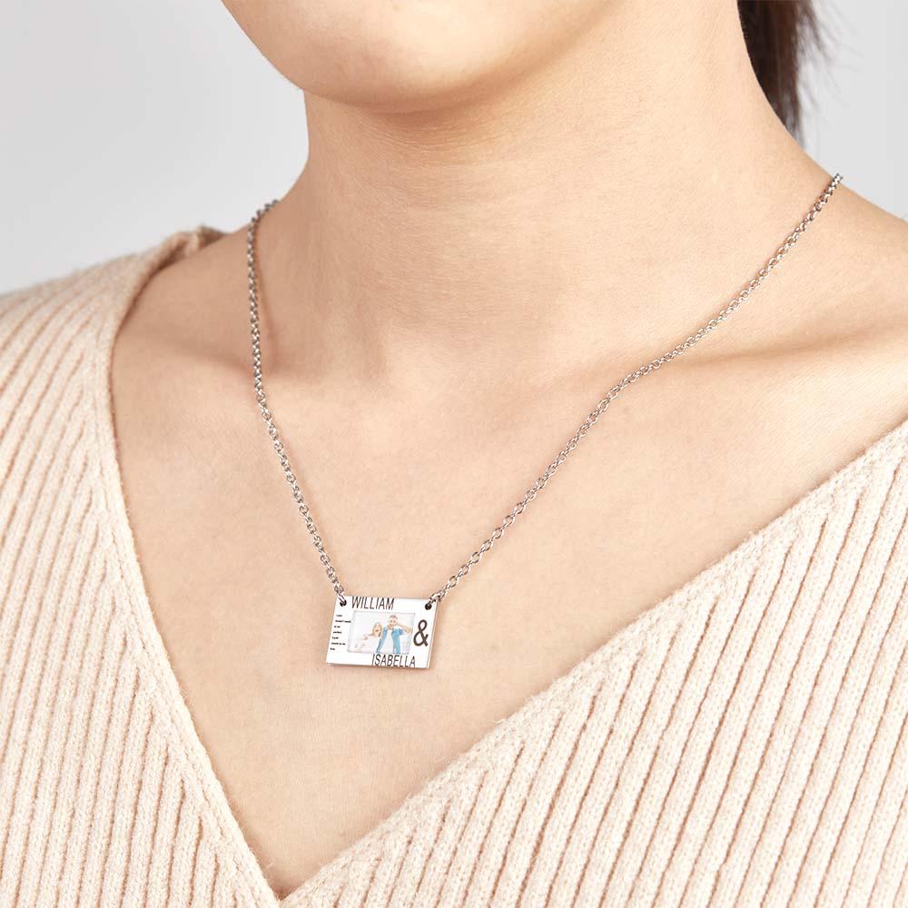 Personalized Carve Words and Photos Necklace Gift Creative Romance Gift for Valentine Lovers Family Festival Necklace