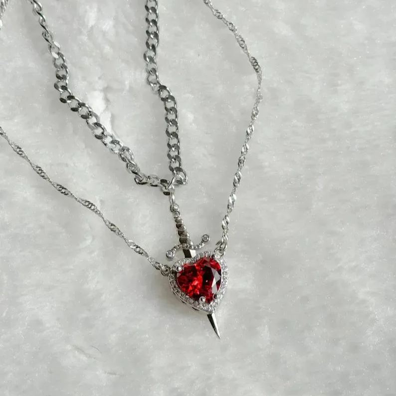 An Arrow Through The Heart Necklace Couple Necklace Set Heart-Shaped Necklace The Best Gift For Couples On Valentine's Day