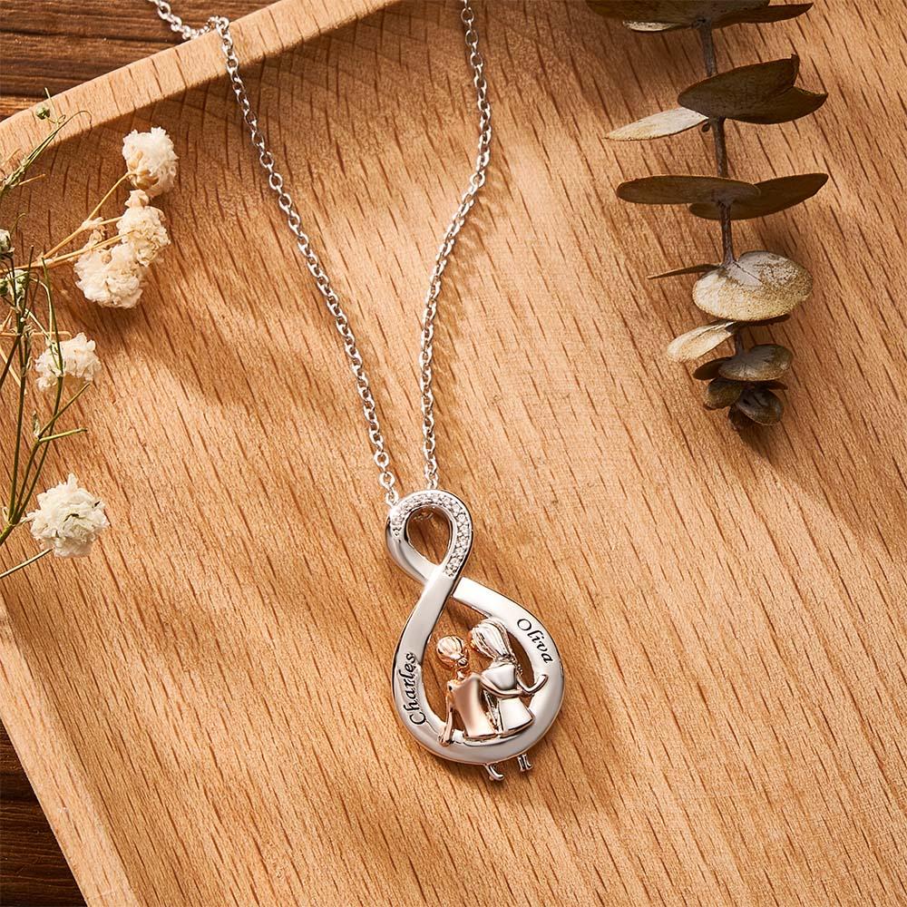 Elegant Engraved Zircon Necklace Sister Sitting Together Pendant Mother's Day Gift