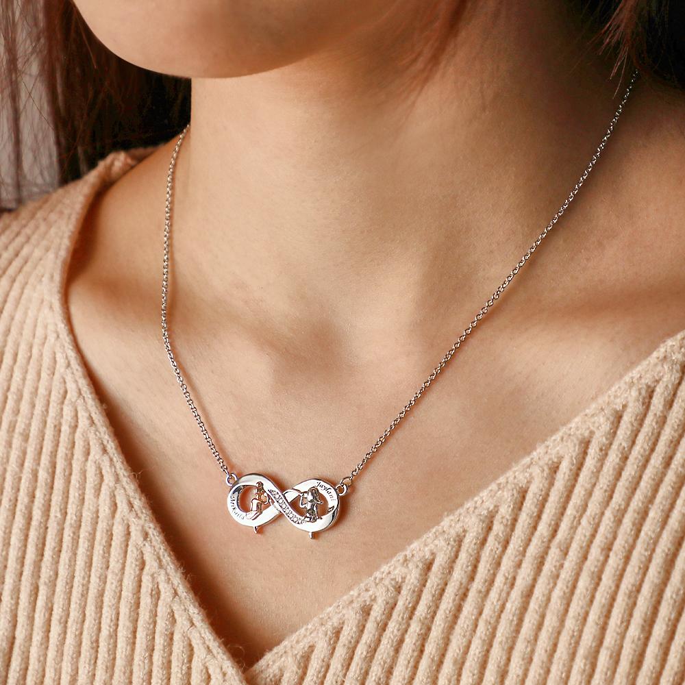 Custom Engraved Zircon Necklace Two Girls Sitting Leisure Time Necklace Gifts For Friends