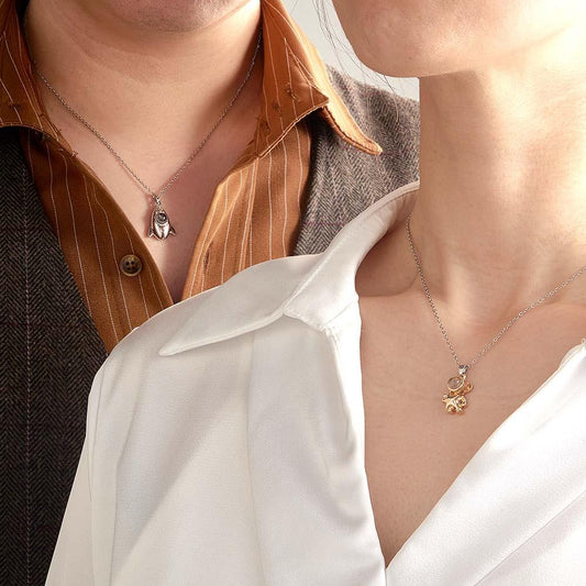 Custom Projection Couple Necklace Astronaut Creative Gift