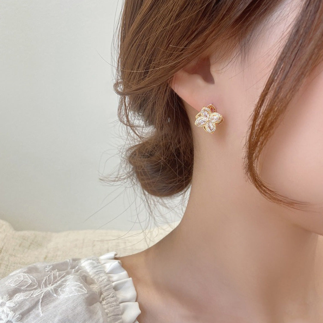 Rotatable Four-leaf Clover Earrings
