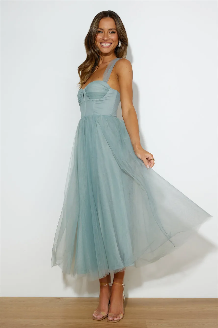 New fashionable and Classic Dress 02